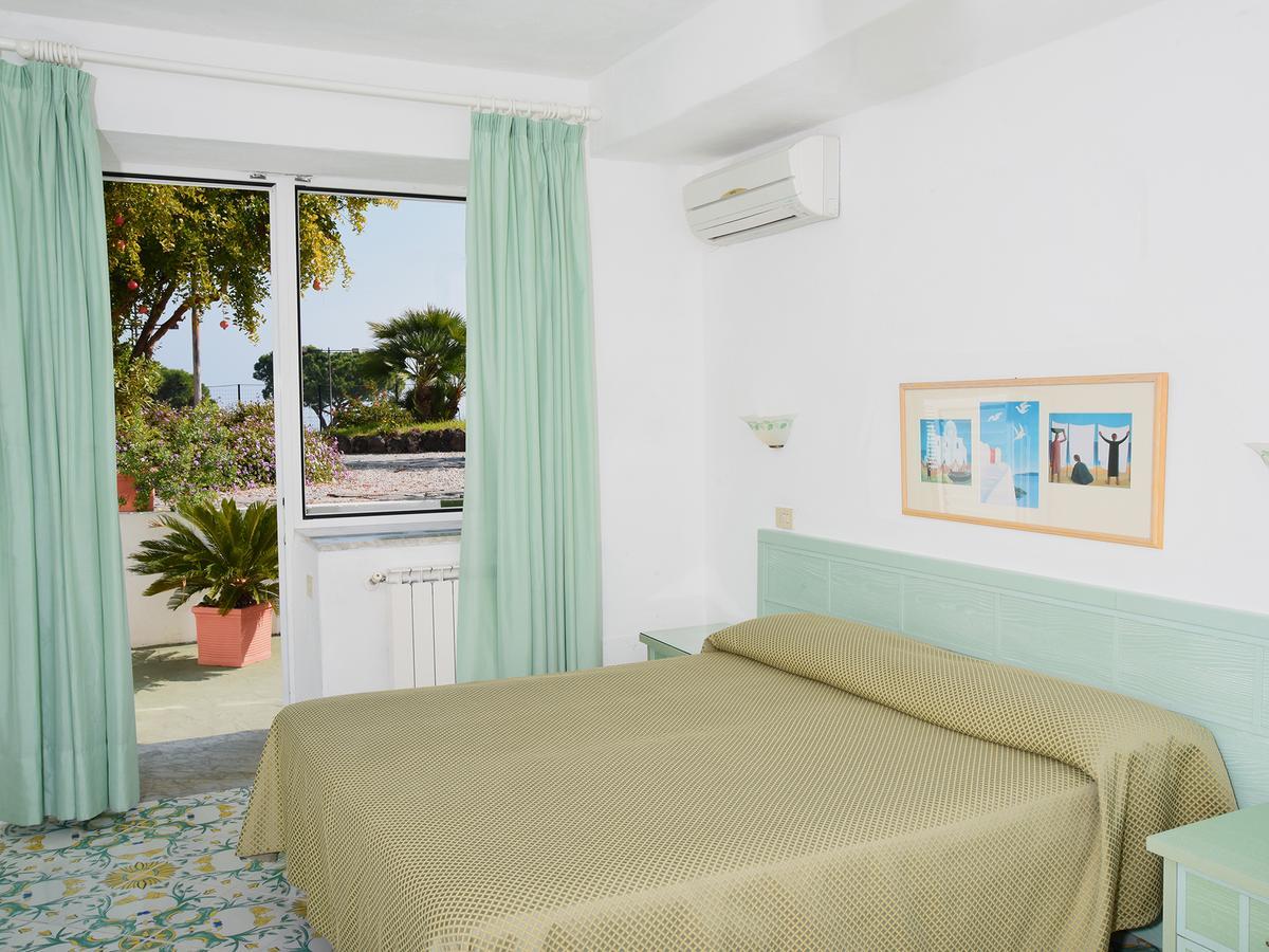 Hotel Parco Cartaromana イスキア島 エクステリア 写真