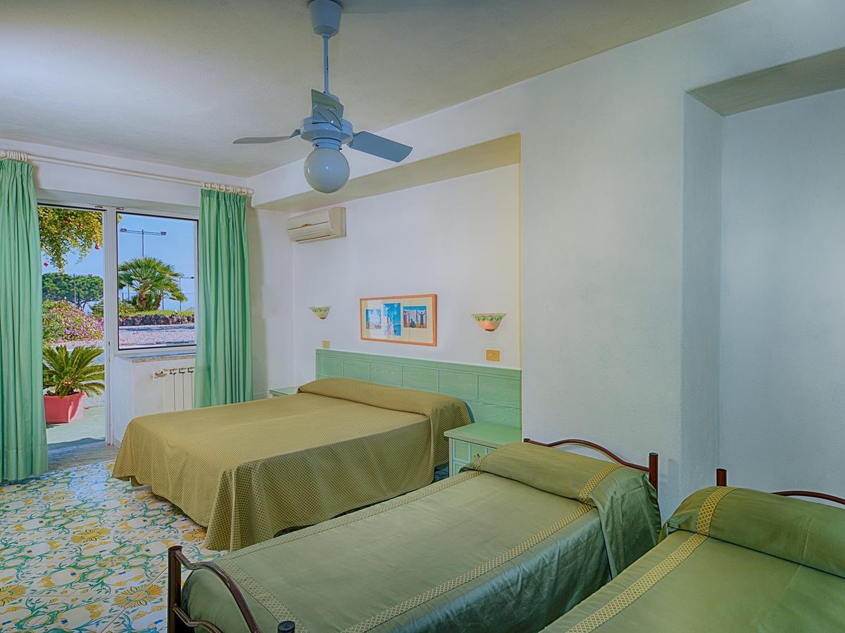 Hotel Parco Cartaromana イスキア島 エクステリア 写真